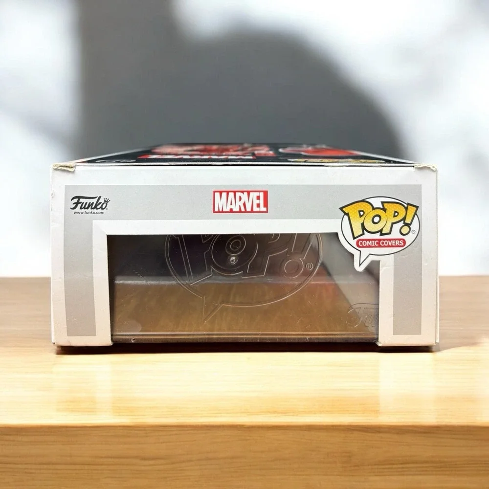 Funko Pop! Comic Book Cover with Case: Marvel - Vision -‎ Target (Exclusive) #02